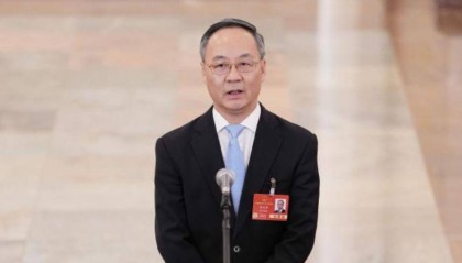 金融监管总局局长李云泽：去年共处置不良资产3.8万亿元