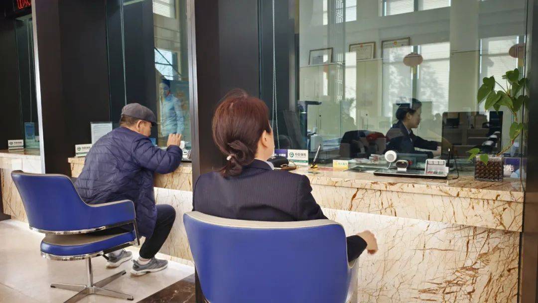 一天可到账～博乐市金融活水“贷”动春耕备耕！